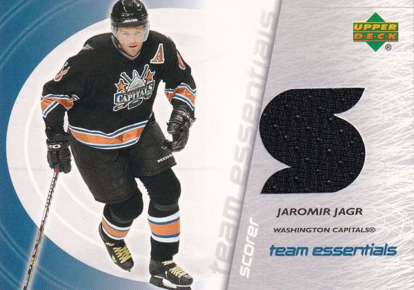 jersey karta JAROMÍR JÁGR 03-04 UD Team Essentials Jersey číslo TS-JJ